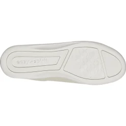 Sneakers|Sneakers><noscript><img width=
