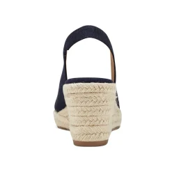 Sandals|Slip Ons><noscript><img width=