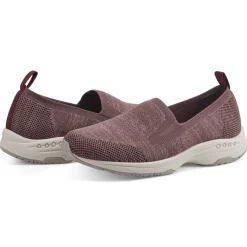 Traveltime Family|Sneakers><noscript><img width=